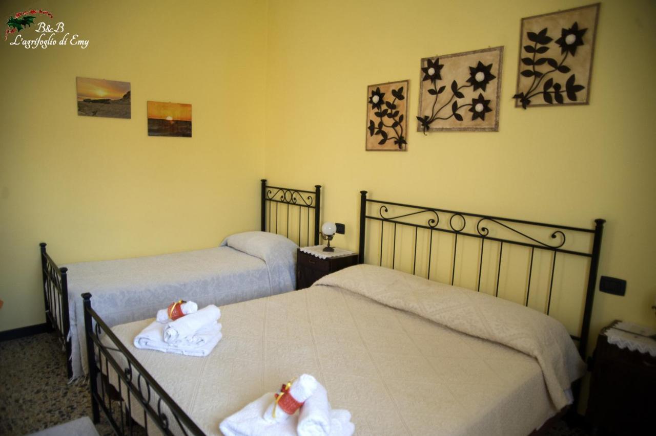 L'Agrifoglio Di Emy Bed and Breakfast Guspini Eksteriør billede