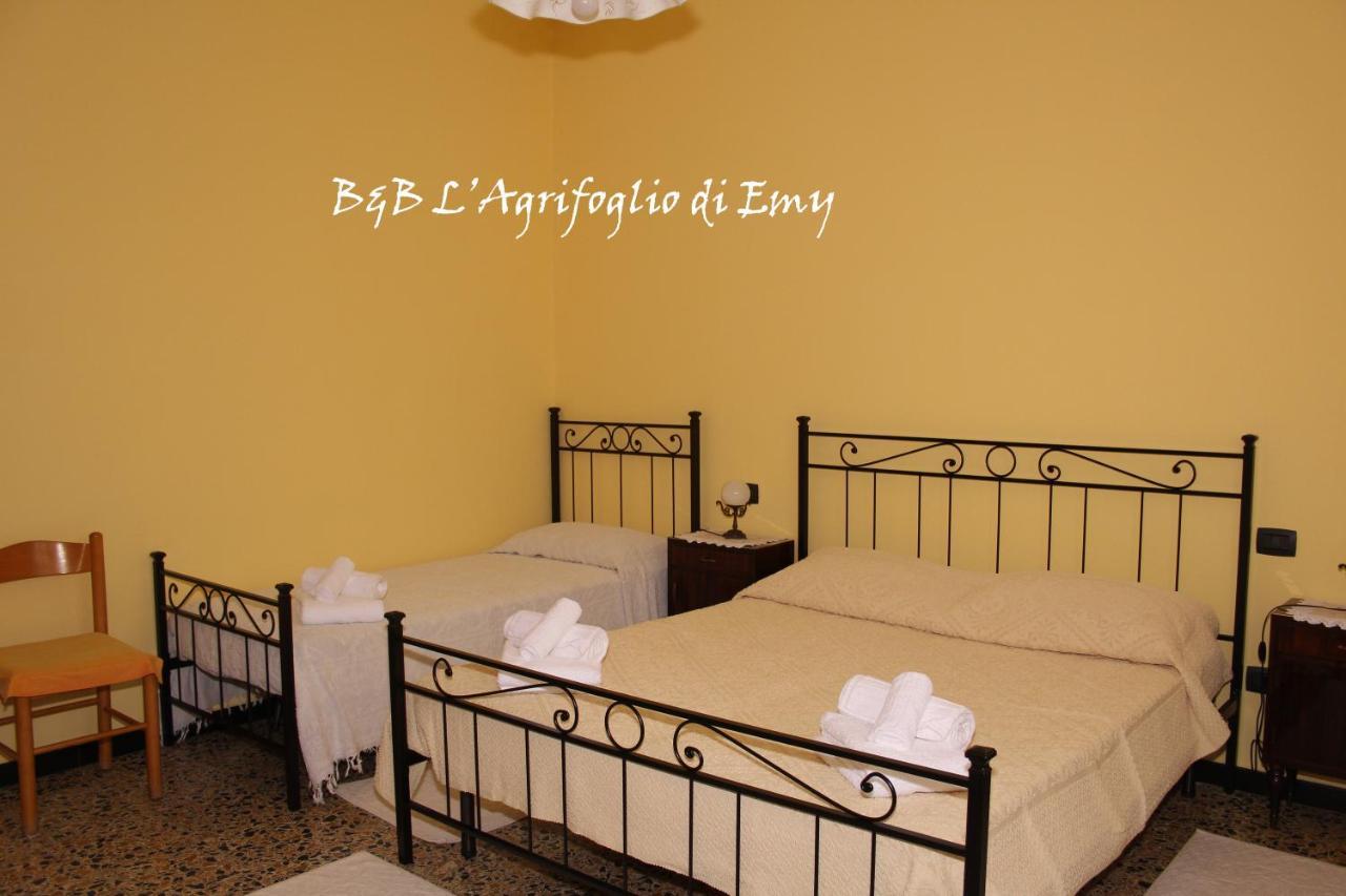 L'Agrifoglio Di Emy Bed and Breakfast Guspini Eksteriør billede