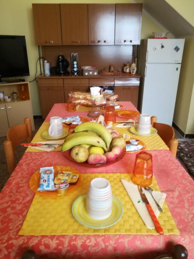 L'Agrifoglio Di Emy Bed and Breakfast Guspini Eksteriør billede